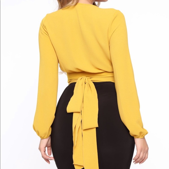 FN Blouse - Picture 2 of 3